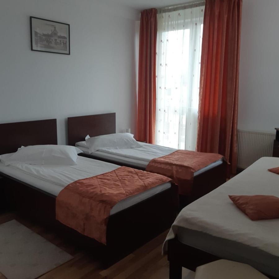 Pensiunea Octogon Piatra Neamţ Dış mekan fotoğraf